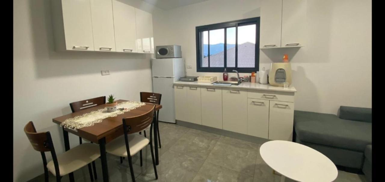 אירוח אריאל Appartement Hagoshrim Buitenkant foto