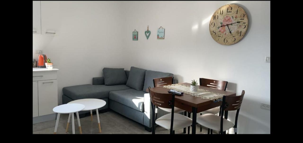 אירוח אריאל Appartement Hagoshrim Buitenkant foto